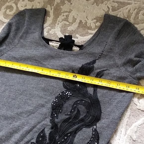 Anthro ANGEL of the NORTH gray sweater floral M - Picture 12 of 14